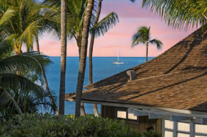 Nani Kai Hale 305 - Oceanview updated condo with AC at beachfront resort